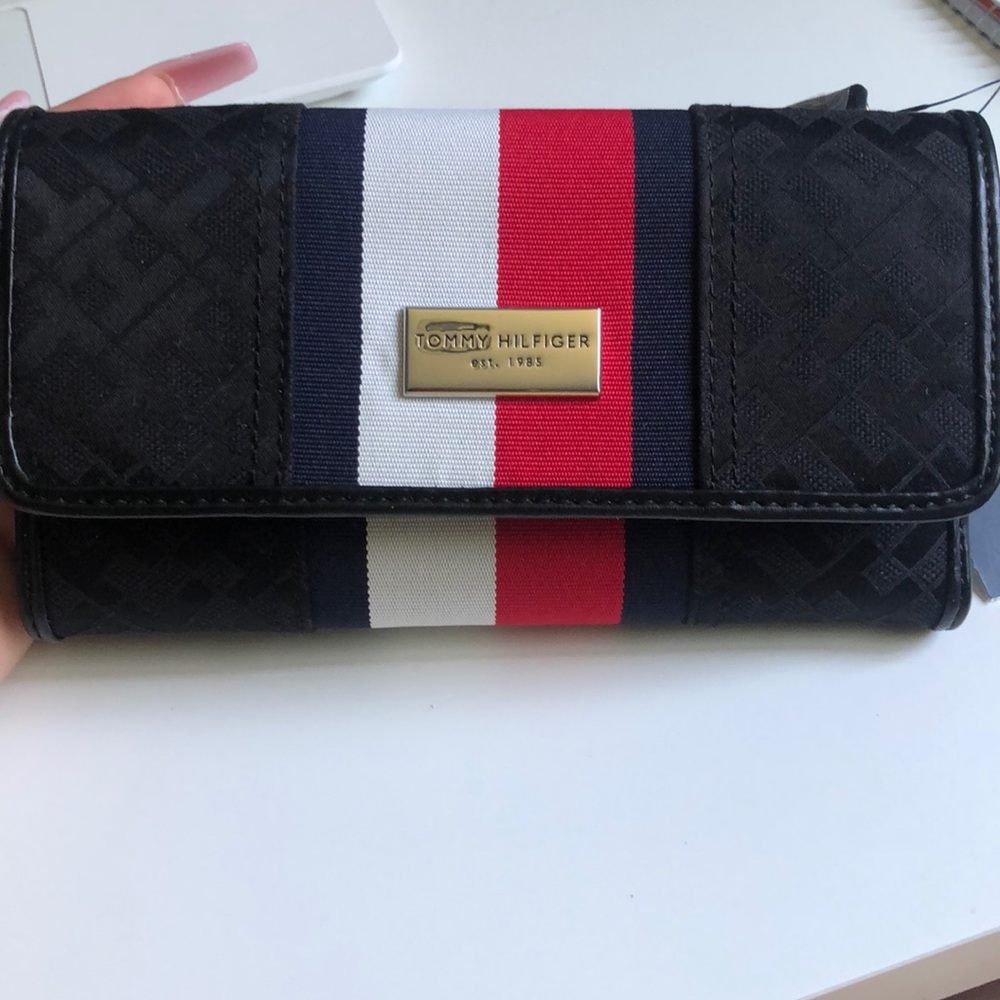 Tommy Hilfiger Wallet